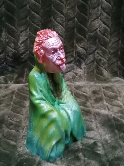 Asenine Einstein 6" x3.5", 10$